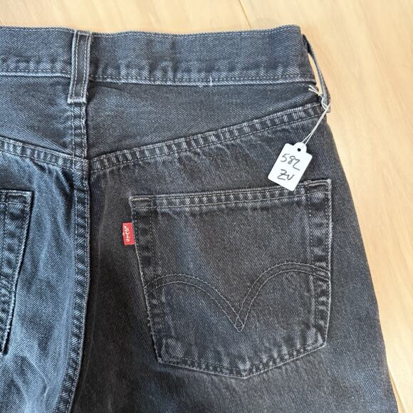 Vintage Levis 501 Jeans 28 Black 90s Straight Leg Workwear New York For Women - Picture 9 of 10